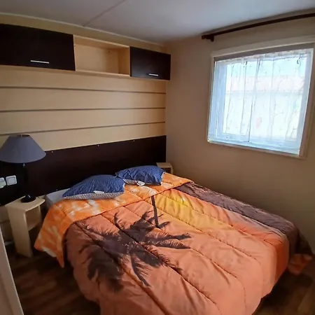 De La Cigogne Camping *