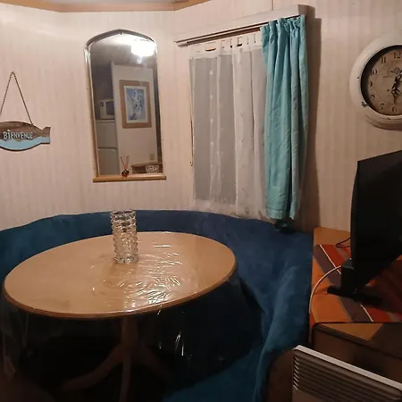 De La Cigogne Camping Beaugeay