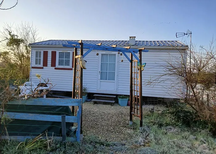 De La Cigogne Кемпинг