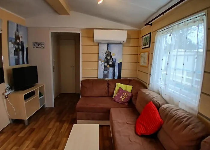 De La Cigogne Кемпинг