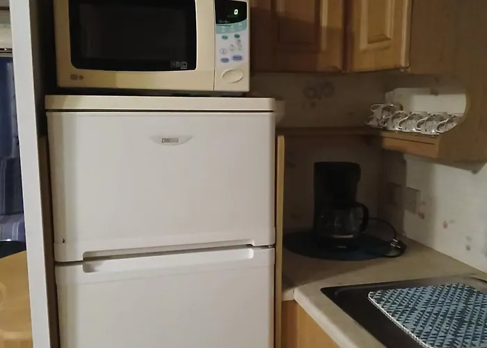 De La Cigogne Кемпинг *